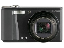 Компактная камера Ricoh R10