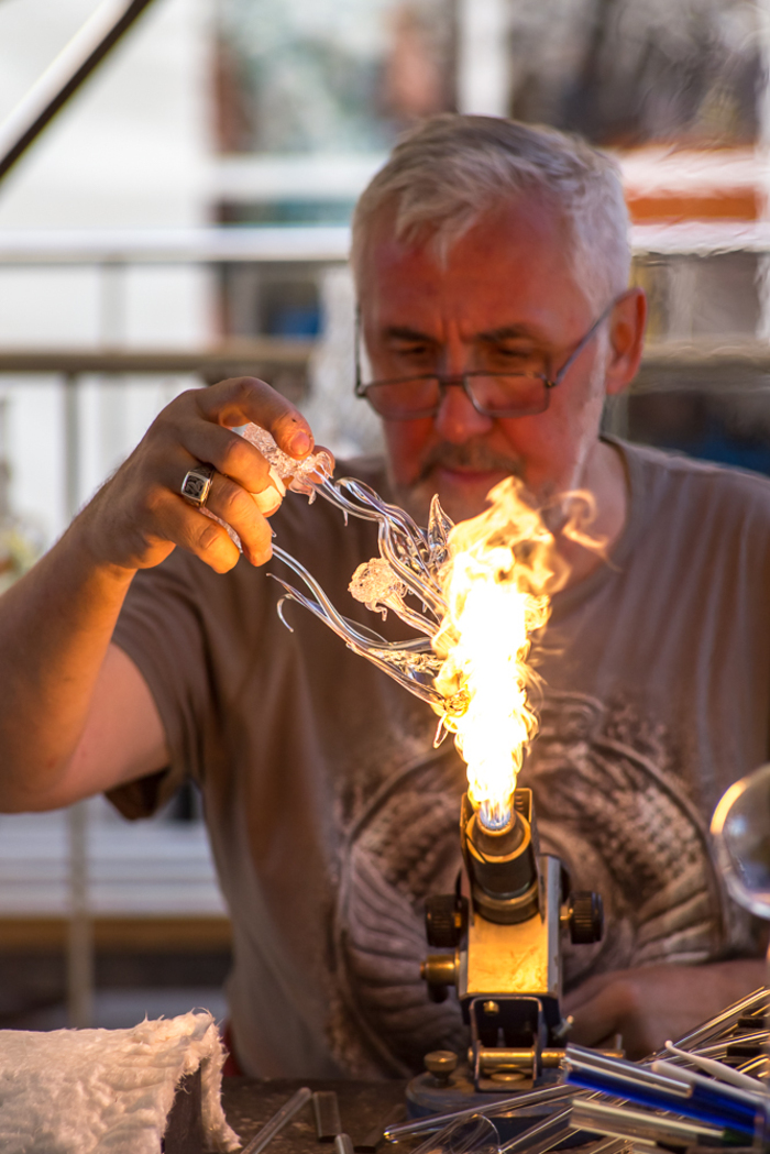 В руках мастера