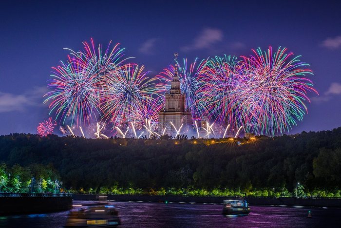 Renat Alyaudinov, «Огни Москвы»