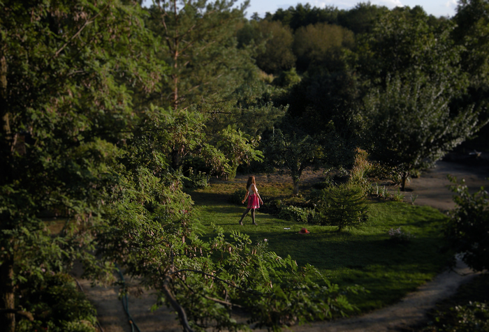 Она и маленький Эдем