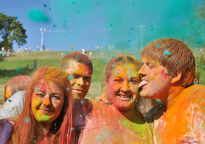 Олег Константинов, «Сумасшествие красок»