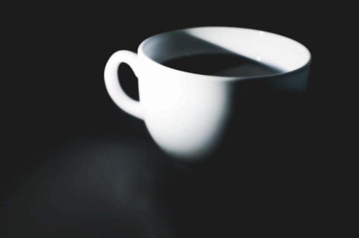 Shumilichev, «Кофе на рабочем столе.»