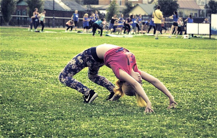 Александр Деев, «Утро начинается с зарядки »