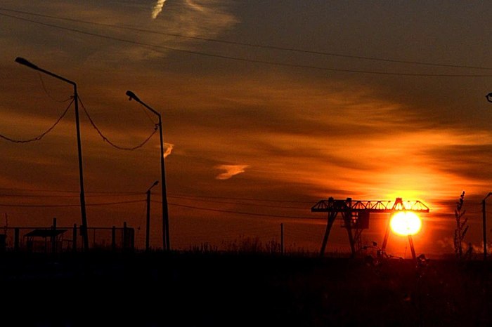 Александр Деев, «Утро начинается с рассвета »