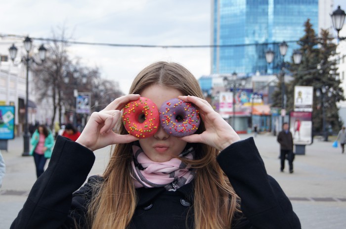 Евгений Богданов, «Завлекающий взгляд»