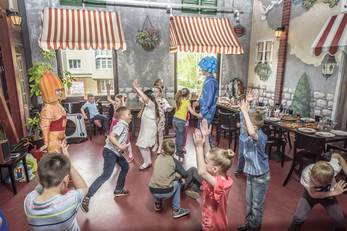 Нинель Найдюк, «В движении»