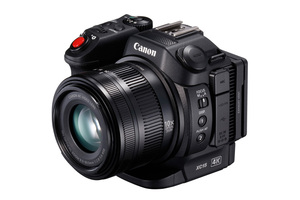 Видеокамера Canon XC15