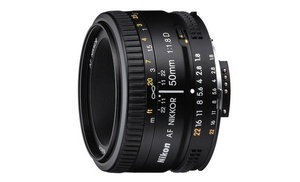 Nikon 50mm f/1.8D AF Nikkor
