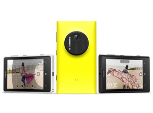 Смартфон Nokia Lumia 1020